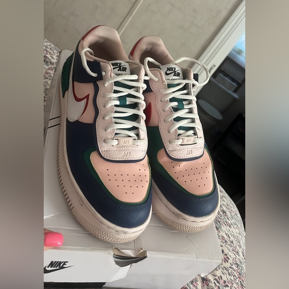 Nike Air Force 1 shadow